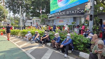 Imbas Erupsi Anak Krakatau, Polisi Ingatkan Warga CFD Jakarta Gunakan Masker