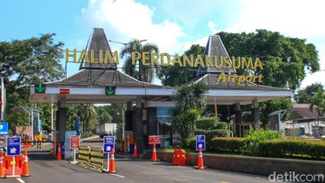 Dampak Erupsi Gunung Anak Krakatau, Operasional Bandara Halim Perdanakusuma Dihentikan Sementara