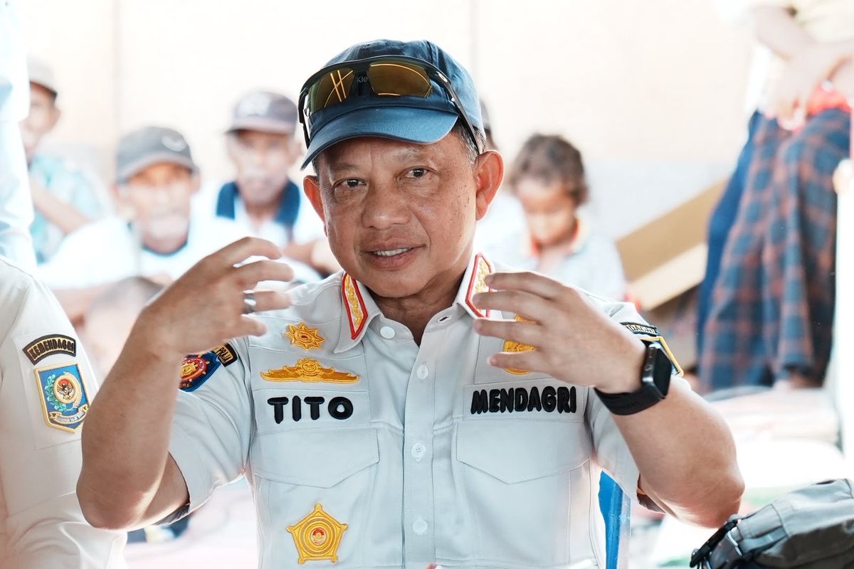 Pemerintah Susun Strategi Penyaluran Logistik Darurat untuk Korban Erupsi Anak Krakatau