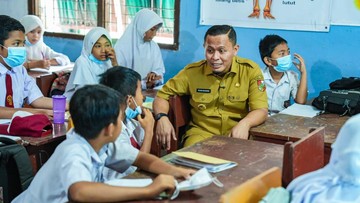 Kabut Asap Karhutla Memburuk, Pemkot Pekanbaru Berlakukan Belajar Daring untuk Siswa