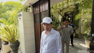 Dampak Erupsi Gunung Anak Krakatau, Penerbangan Presiden ke-7 RI Sempat Mengalami Penyesuaian