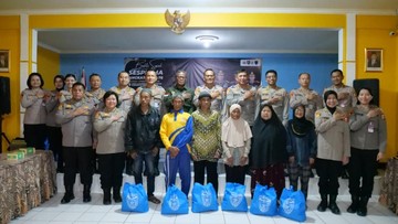 Wujud Nyata Kepedulian Sosial, Sespimma Polri Angkatan 76 Salurkan Bantuan di Lembang