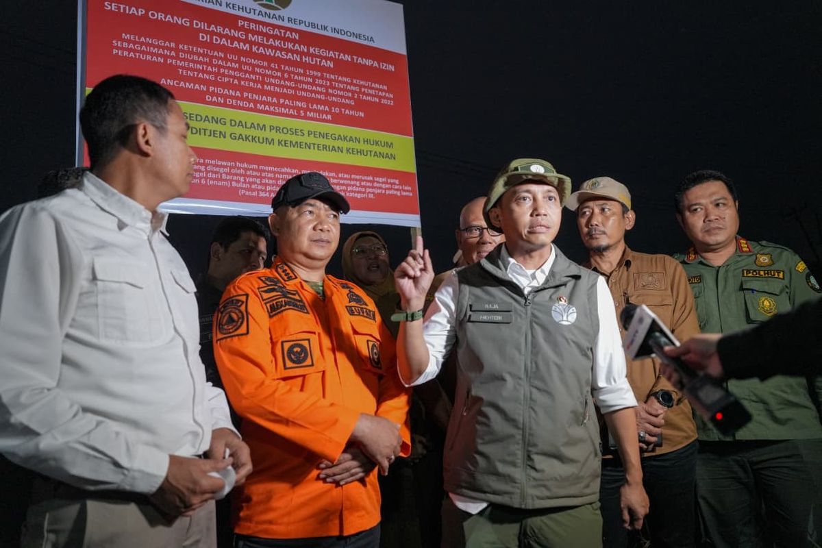 Menhut Tegaskan Penegakan Hukum Terhadap Alih Fungsi Lahan Pasca-Karhutla di Kalimantan Barat