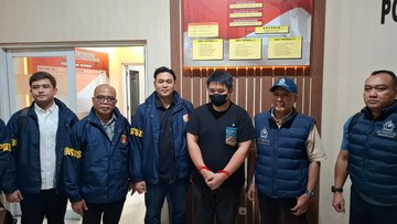 Pelarian Berakhir, Buronan Kasus Penipuan Rp 37 Miliar Diamankan Polisi di Bandara Juanda