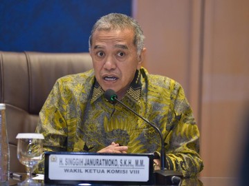 Dorong Ekonomi Kerakyatan, DPR Minta Program Makan Bergizi Gratis Prioritaskan Peternak Lokal