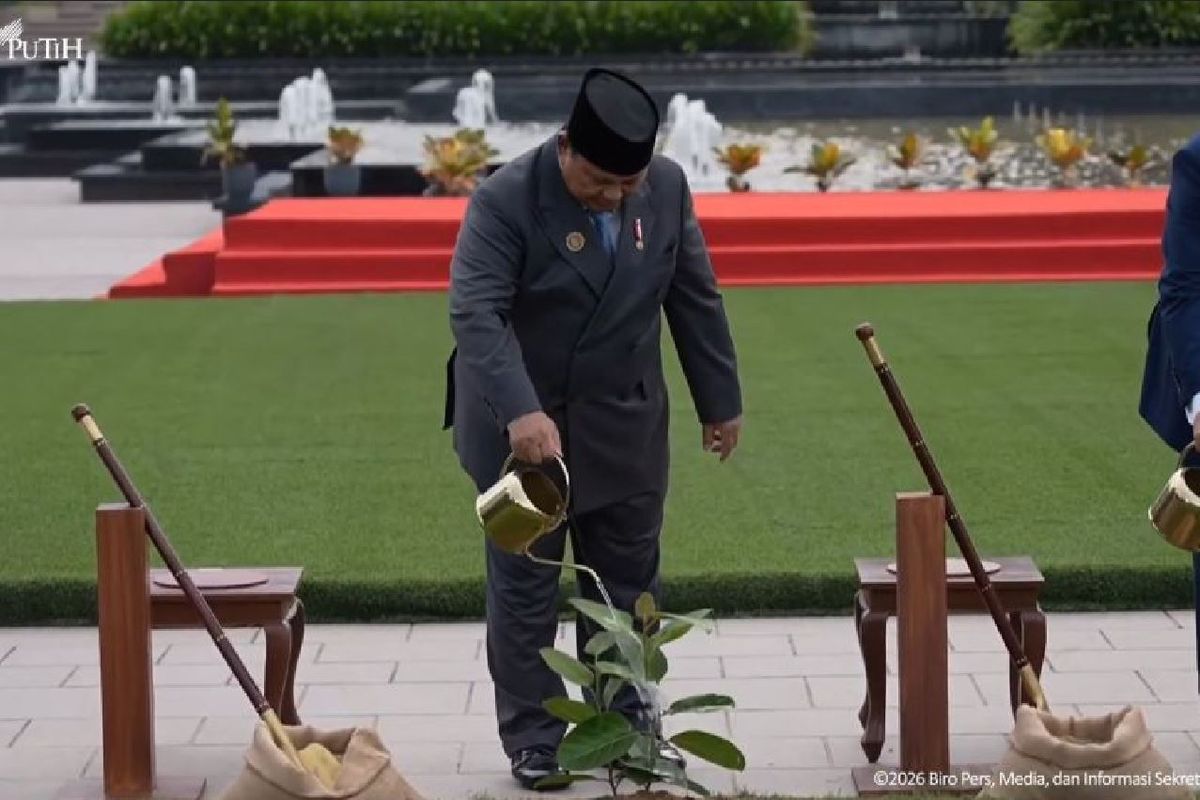 Simbol Komitmen Lingkungan, Presiden Prabowo Tanam Pohon Bersama Pemimpin Negara BRICS di India